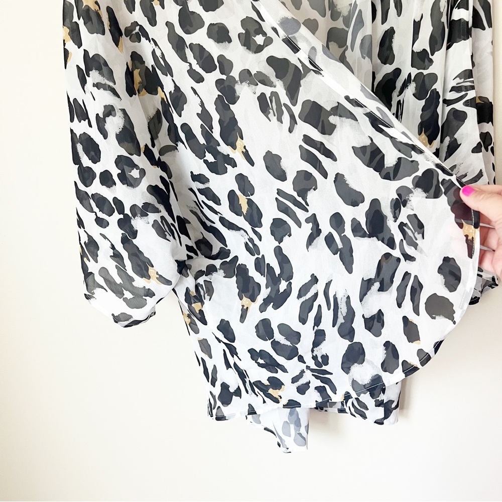 Unbranded Cheetah Print Open Front Swimsuit Coverup White Black XL - Picture 3 of 6